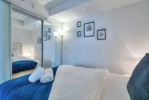 Econo Suites DT - Habitación