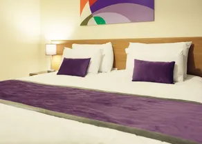 The Smallville Xpress - Room