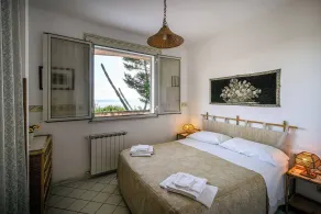 2- Large Terrace and Suggestive Panorama - Chambre