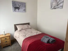 Fabulous Open Views Over Dufftown - Room