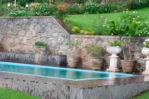 Hatale Tea Estate Bungalow - Pool
