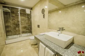 Cimenoglu Hotel - Bathroom