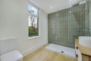Lund House - Bathroom