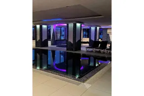 DENY INN Funland - Piscina