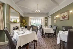 Cedar Manor - Restaurant