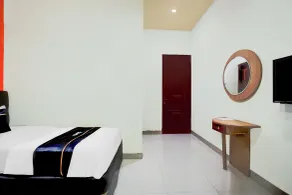 Hotel O 76 Gayungsari - Værelse