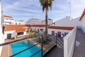 Luxury Palm Suites - Piscina