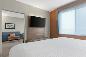 Holiday Inn Express Hotel & Suites Coralville by IHG - Chambre