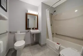 Quality Inn West Lafayette - University Area - Badeværelse