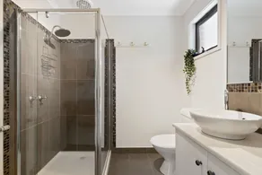 Hepburn Springs Accommodation - Bathroom