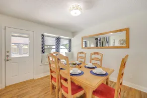 Hot Tub & Game Room: Spacious Live Oak Home! - Intérieur