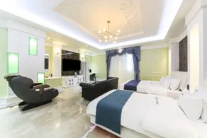 Myeongpum Drive-in Hotel - Chambre