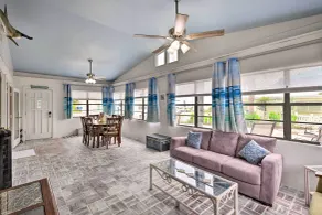Retraite à Ormond Beach avec terrasse - À deux pas de l'océan ! - Intérieur