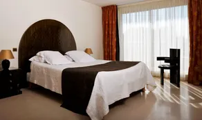 Logis L'Auberge - Maison Glenn Anna - Værelse