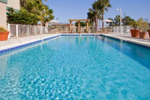 Holiday Inn Express Destin E - Commons Mall Area by IHG - Piscine