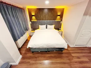 Naila Hotel - Room
