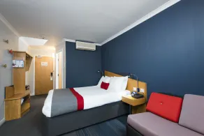 Holiday Inn Express Swansea East by IHG - Room