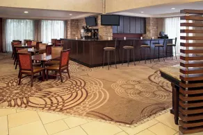 Sheraton Louisville Riverside by Marriott - Restaurant