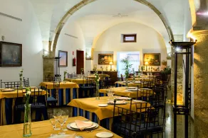 Izan Trujillo - Restaurant