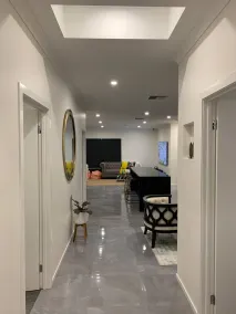Fresh Modern 4BR Home 2 x Ensuite Park and Lake Views - Lobby