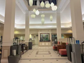 Arnot Grand Hotel & Suites - Lobby