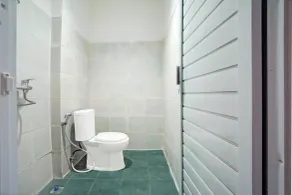Hotel O Nawangwulan - Salle de bain