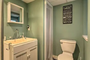 Beautiful Lakeside Milford Family Home & Deck - Salle de bain