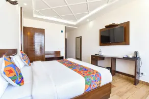 Fabhotel Burans Residency - Room