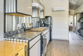 On-Site Fishing & Hiking: Philippi Ranch House - Interiør