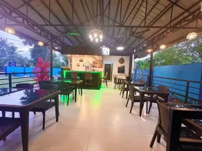 Blue Summer Suites & Restaurant - Restaurant