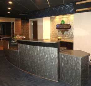Hotel at Batavia Downs - Borne des arrivées/des départs