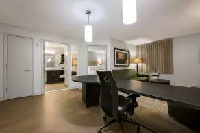 Sonesta Simply Suites Huntsville Research Park - Chambre