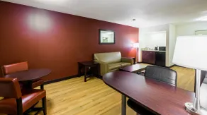 Red Roof Inn PLUS+ South Deerfield - Amherst - Værelse