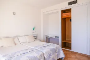 Rosamar Ibiza Hotel - Zimmer