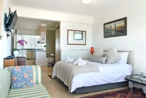 Dolphin Bay Studio with Sea Views - Chambre