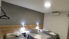 Hotel Universitario - Chambre