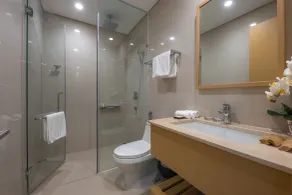 Luxury Apartment in 5 Stars Resort - Bathroom