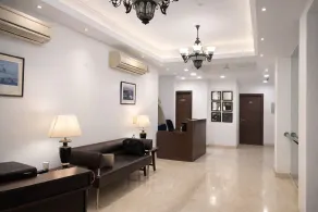 EMBLEM Hotel - Arjun Marg, Golf Course Road, Gurgaon - Réception