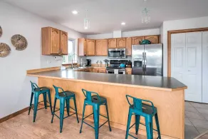 Canal-Front Vacation Rental in Ocean Shores - Interiör