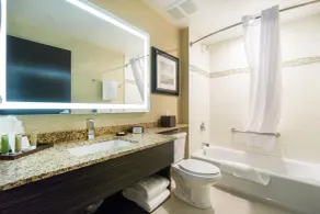 Best Western Plus Drayton Valley - Habitación