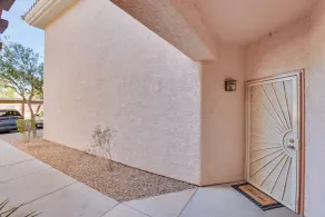 Bright Phoenix Condo - 3 Mi to State Farm Stadium! - Innvendig