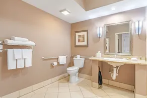 Best Western Plus Bayside Hotel - Salle de bain