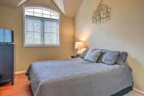 Community Perks & Deck: Lake Harmony Townhome! - Intérieur