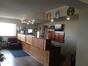America's Best Inn and Suites Emporia - Hall