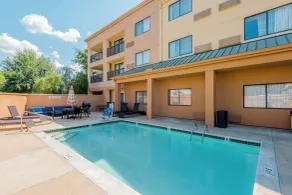 Courtyard Tupelo - Piscine