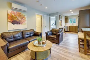 Modern Seatac Gem w/ Fireplace & Smart Tvs! - Innvendig