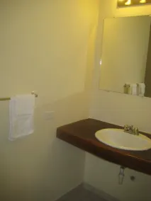 Casa Loma - Bathroom