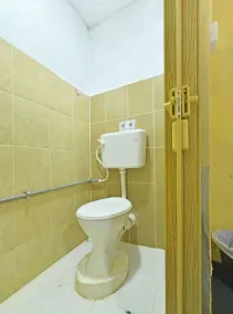 OYO 90535 Wakaf Bharu Inn - Baño
