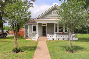 Gas Grill & Private Yard: Home in Bellville - Intérieur