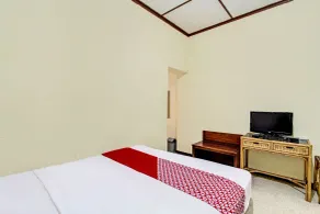 OYO 92534 Fajar Indah Guest House - Værelse
